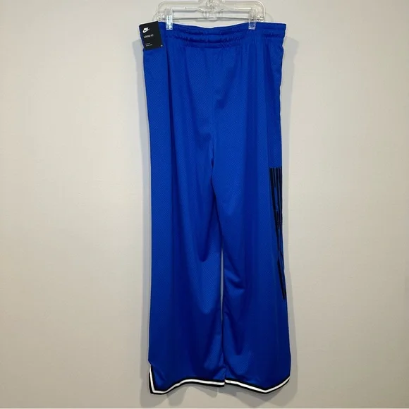 Rare Nike Basketball Short Sweatpants - Picture 4 of 5